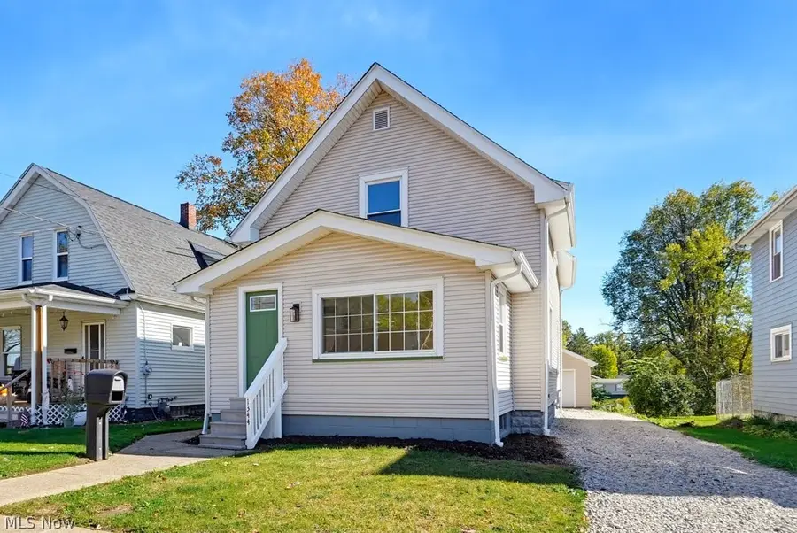 1344 Glenwood Se Avenue, Massillon, OH 44646 - #2