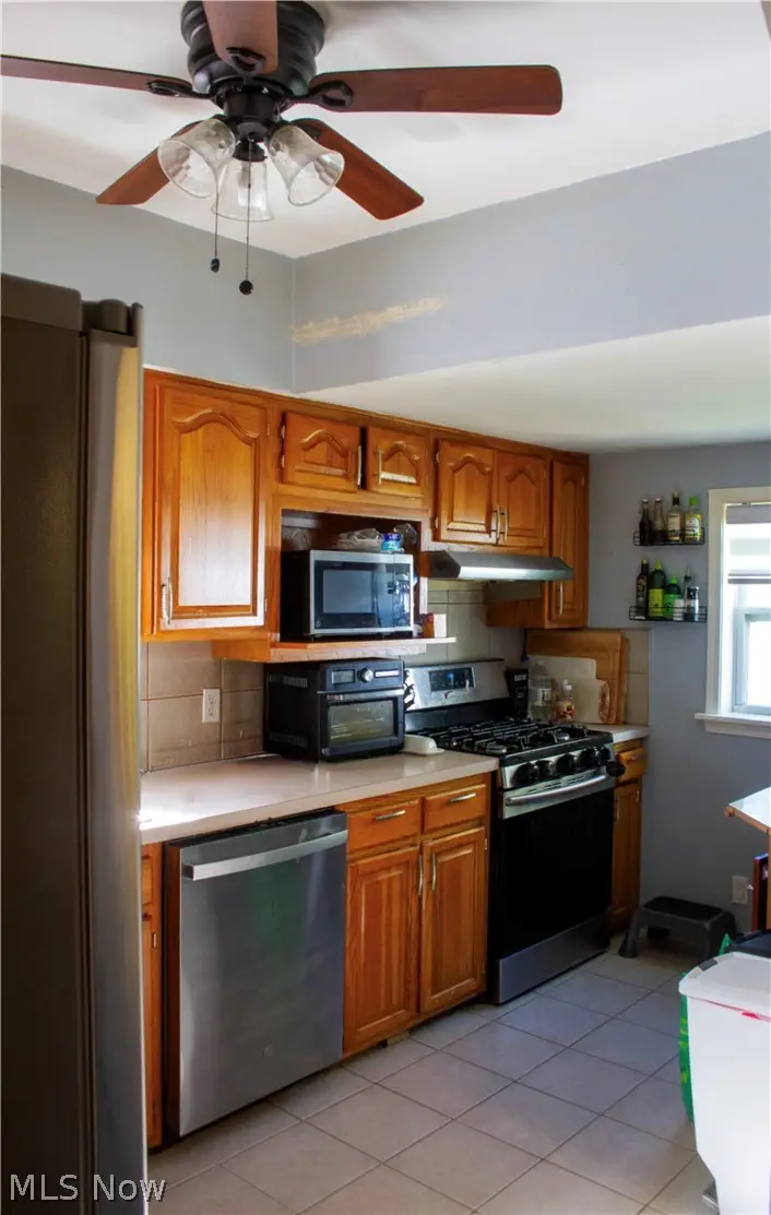 1246 Lander Road, Mayfield Heights, OH 44124 - #3