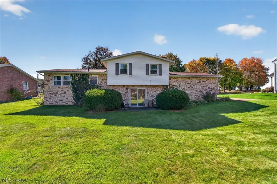 7447 Jimmie Sw Street, Massillon, OH 44646 - #2