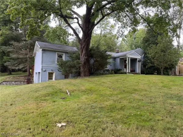 3452 Tee Drive, Akron, OH 44333