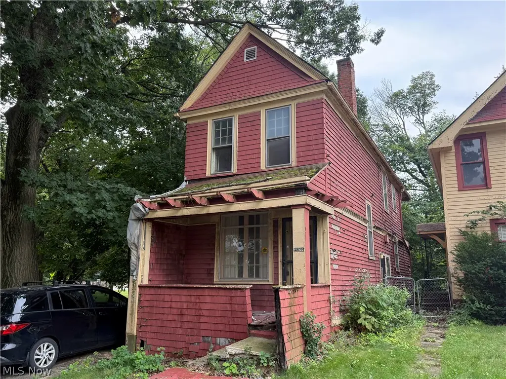1274 E 100th Street, Cleveland, OH 44108 - #1