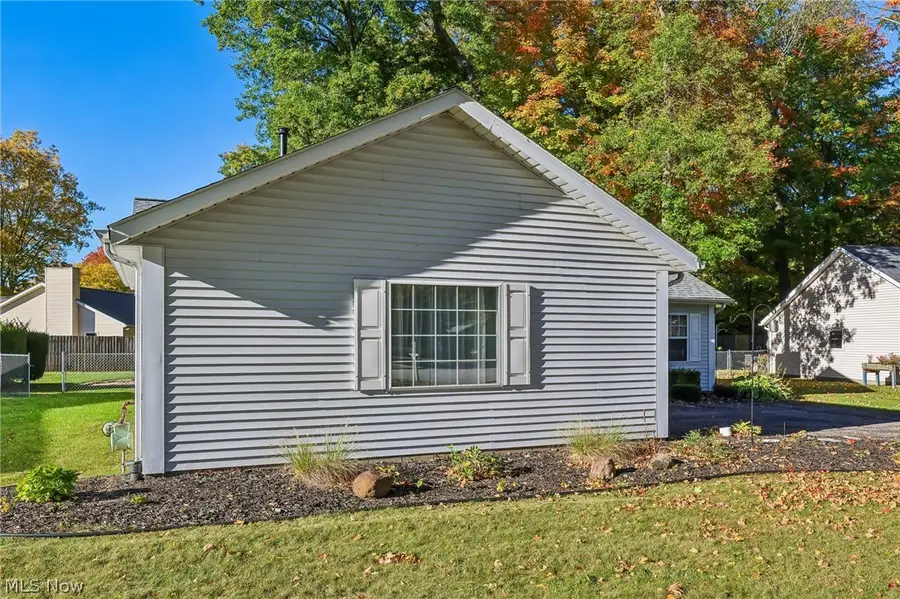 638 Sunset Drive, Madison, OH 44057 - #3