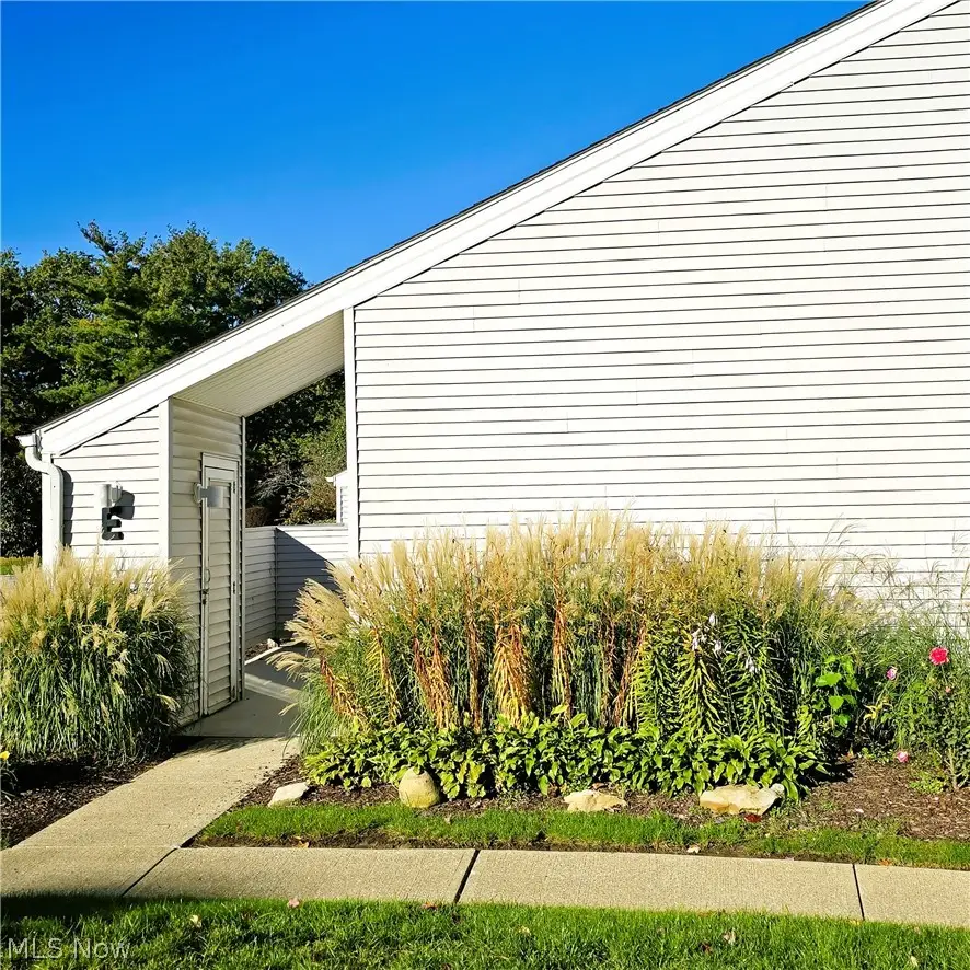 1555 Cedarwood Drive #19E, Westlake, OH 44145 - #2