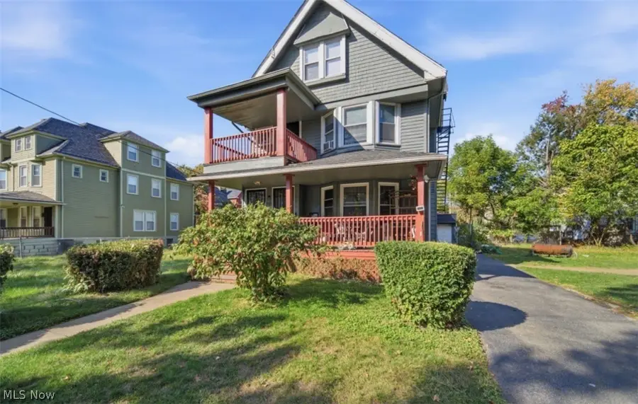 10305 Ostend Avenue, Cleveland, OH 44108 - #2