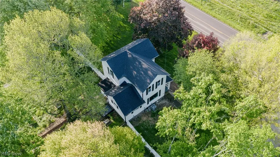 9865 Tallmadge Road, Diamond, OH 44412 - #3