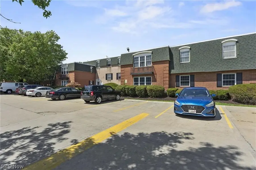4777 Columbia Road #201, North Olmsted, OH 44070 - #2