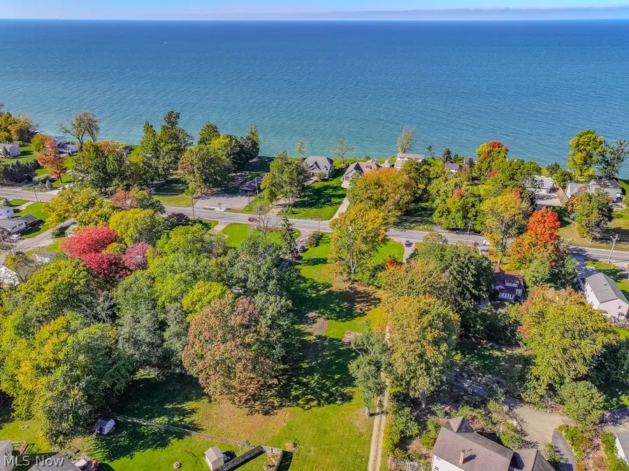 37670 Lake Shore Boulevard, Eastlake, OH 44095 - #2