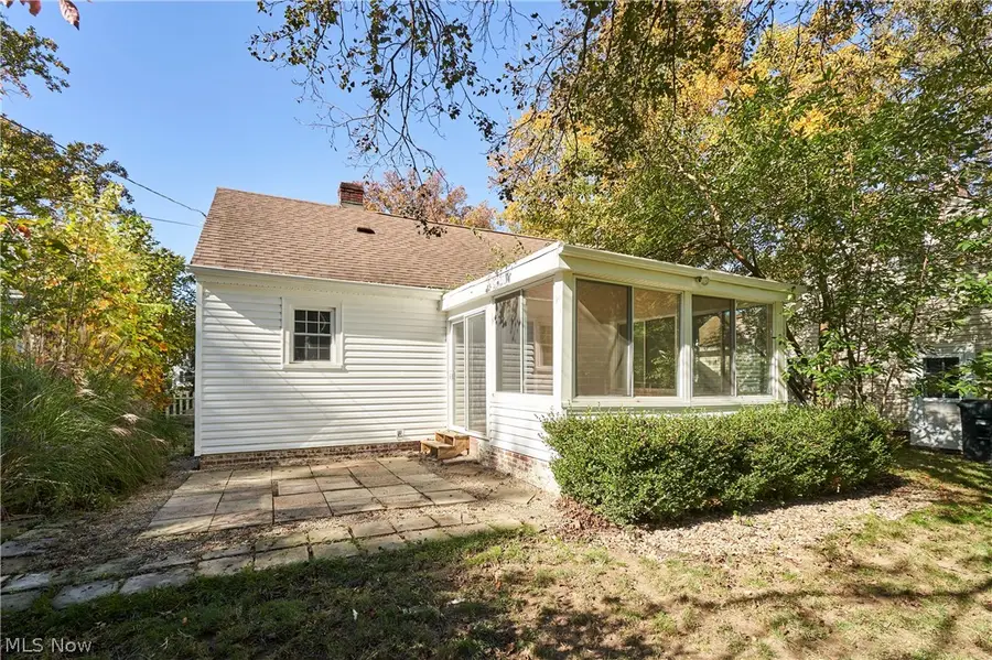 2123 14th Street, Cuyahoga Falls, OH 44223 - #3