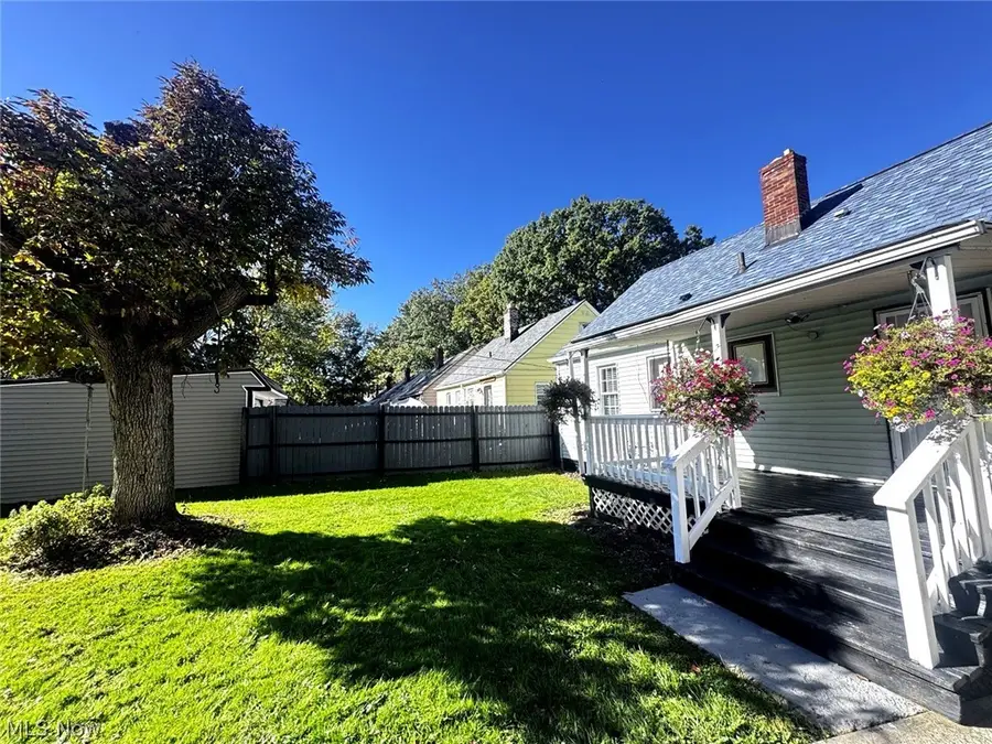 11801 Kensington Avenue, Cleveland, OH 44111 - #2