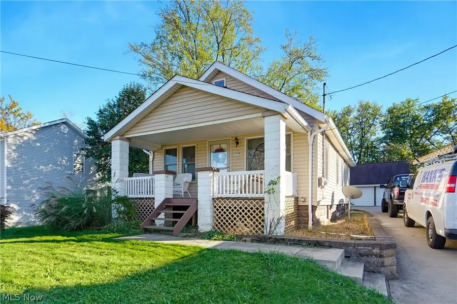 2238 Cooledge Avenue, Akron, OH 44305 - #2