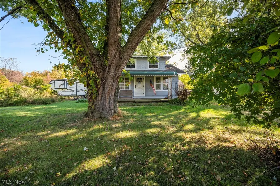 559 Pasadena Avenue, Sheffield Lake, OH 44054 - #2