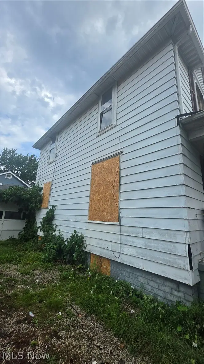 1627 Bonnot Ne Place, Canton, OH 44705 - #1