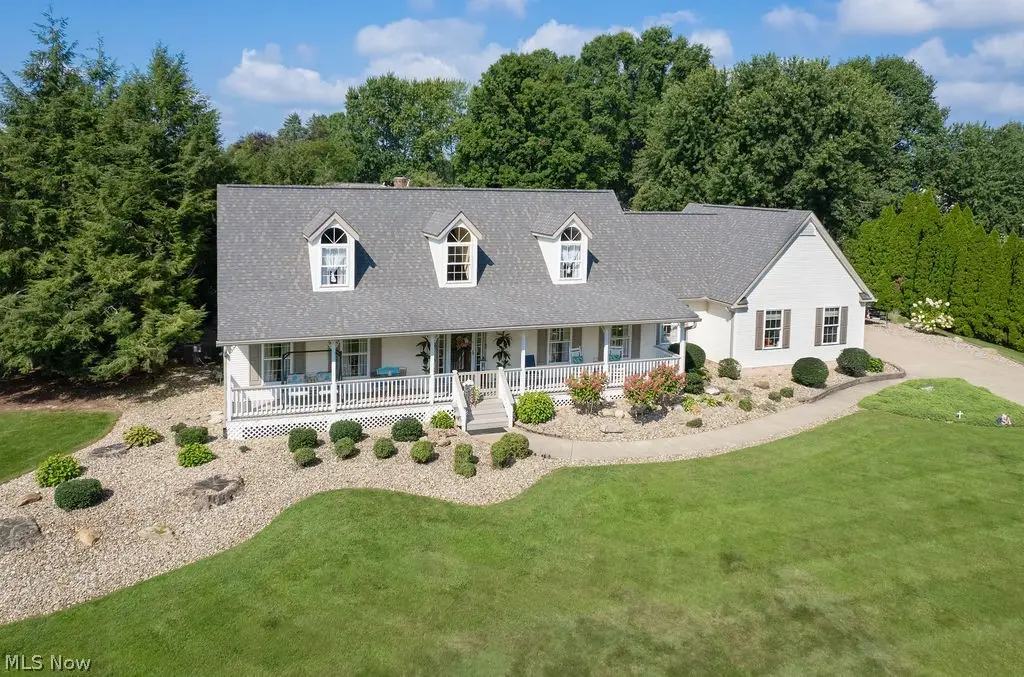 1067 Mohawk Sw Trail, Hartville, OH 44632 - #1