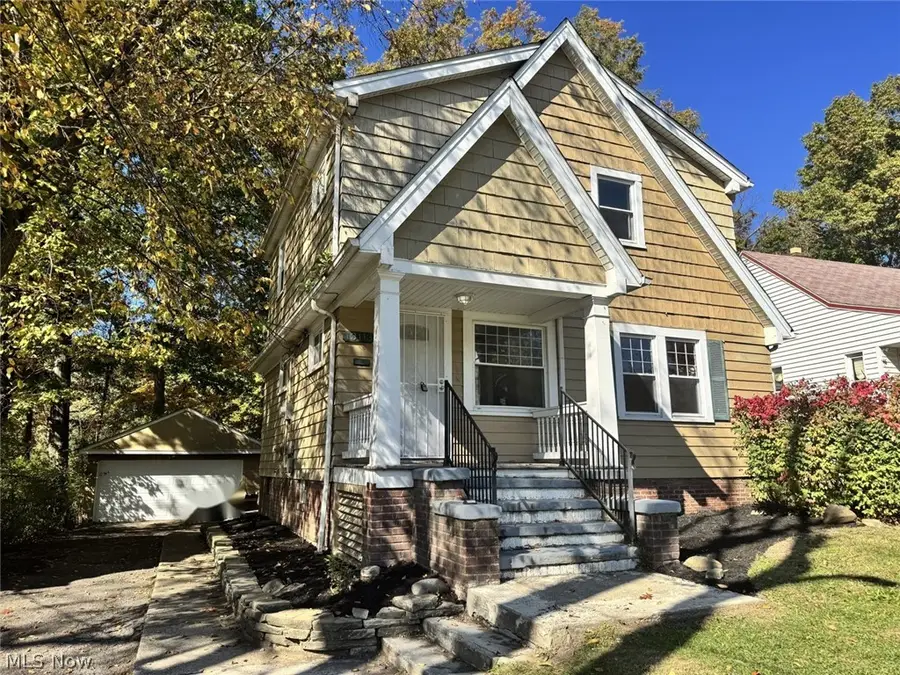 13113 Cranwood Park Boulevard, Garfield Heights, OH 44125 - #3