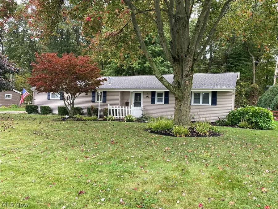 198 Crestwood Drive, Avon Lake, OH 44012 - #2