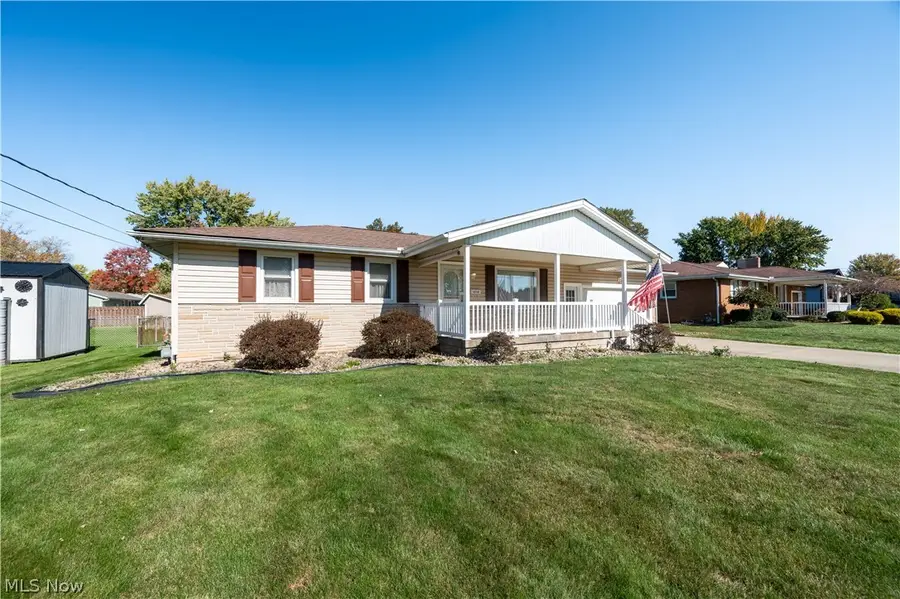 4710 Pinegrove Avenue, Austintown, OH 44515 - #2