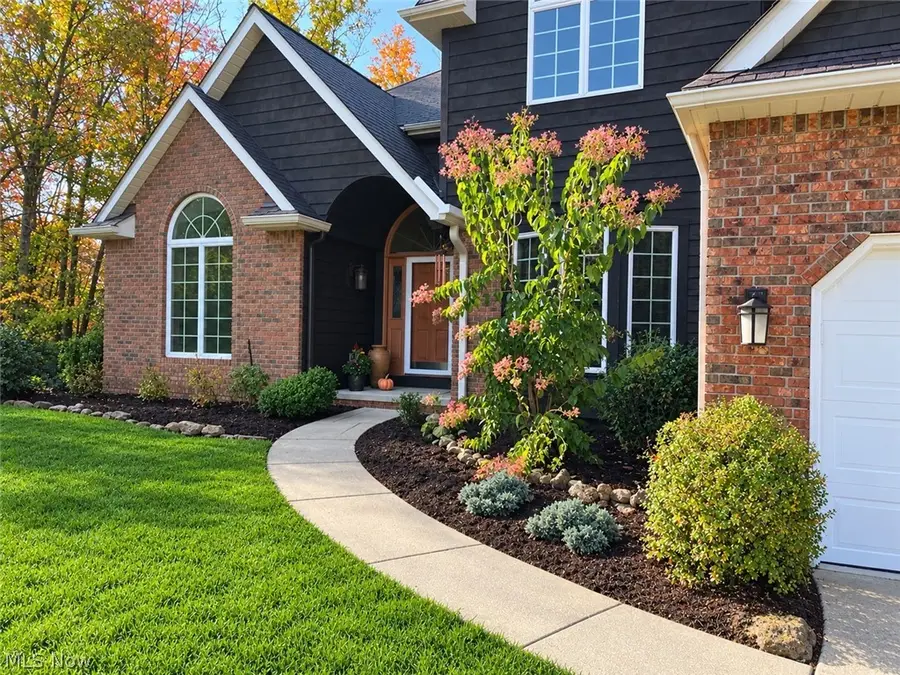 10124 Jamestown Drive, North Royalton, OH 44133 - #2