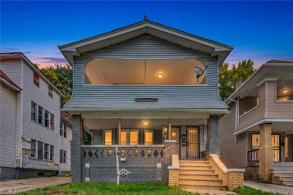 981 Thornhill Drive, East Cleveland, OH 44108