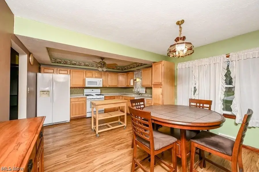 490 Bonshire Road, Akron, OH 44319 - #3