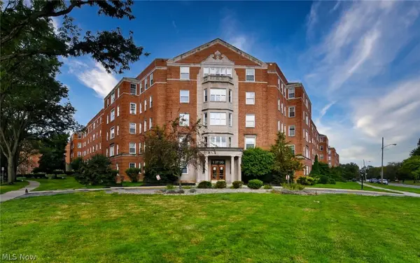 13800 Fairhill Road #312, Shaker Heights, OH 44120