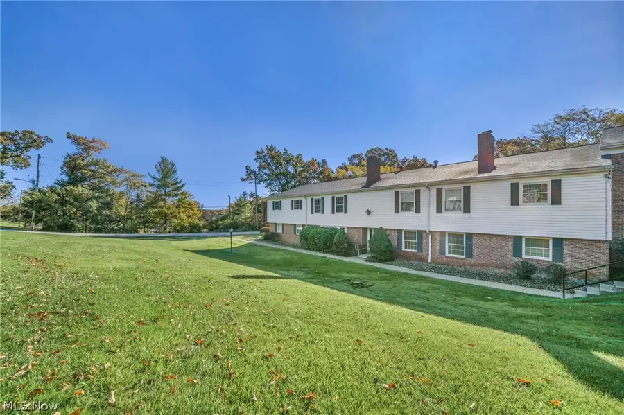 7050 Carriage Hill Drive #203, Brecksville, OH 44141 - #3