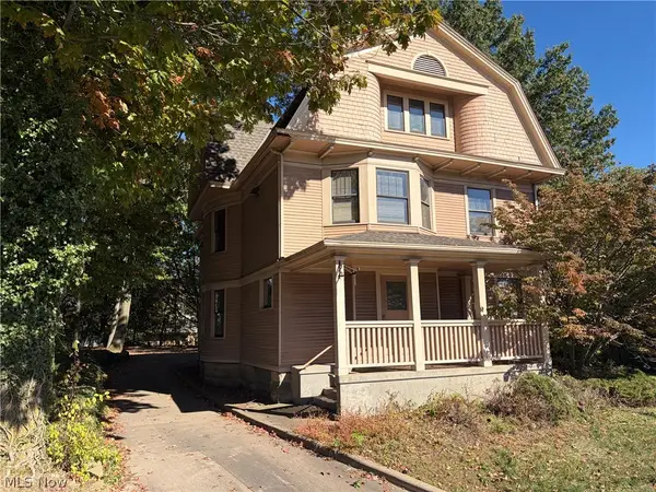 631 W Exchange Street, Akron, OH 44302