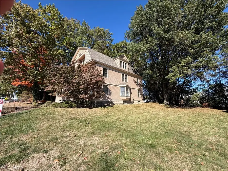631 W Exchange Street, Akron, OH 44302 - #3