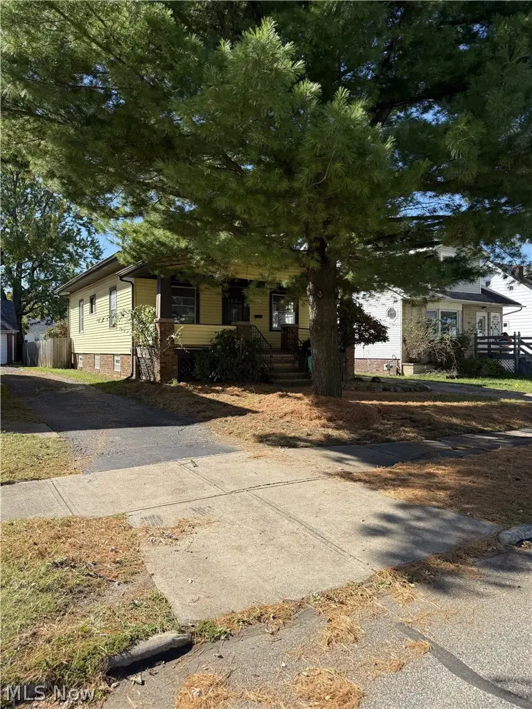 7923 Jameson Road, Parma, OH 44129 - #3