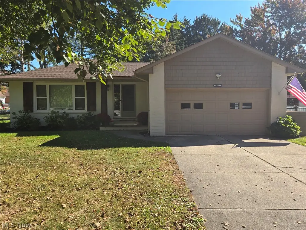 38902 Johnnycake Ridge Road, Willoughby, OH 44094 - #1