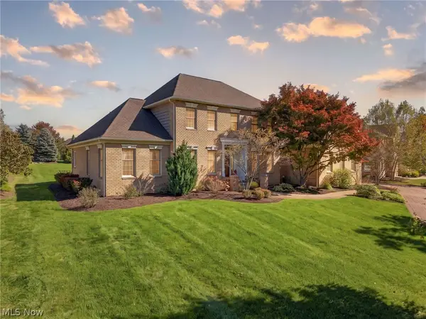 2687 Carrington Nw Street, North Canton, OH 44720