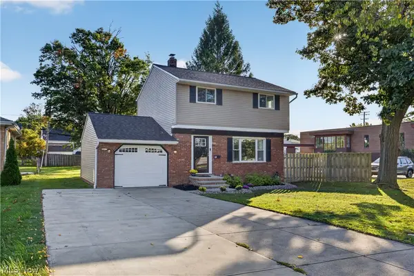 239 E 305th Street, Willowick, OH 44095
