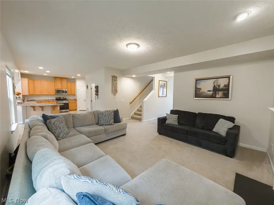 867 Starr Ridge Se Street, Massillon, OH 44646 - #3