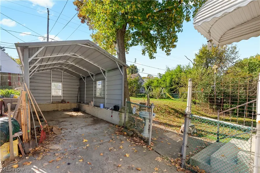 372 N Firestone Boulevard, Akron, OH 44301 - #3
