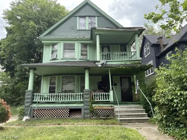 10114 Parkgate Avenue, Cleveland, OH 44108