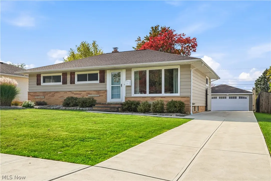 7308 Hacienda Drive, Parma, OH 44130 - #1