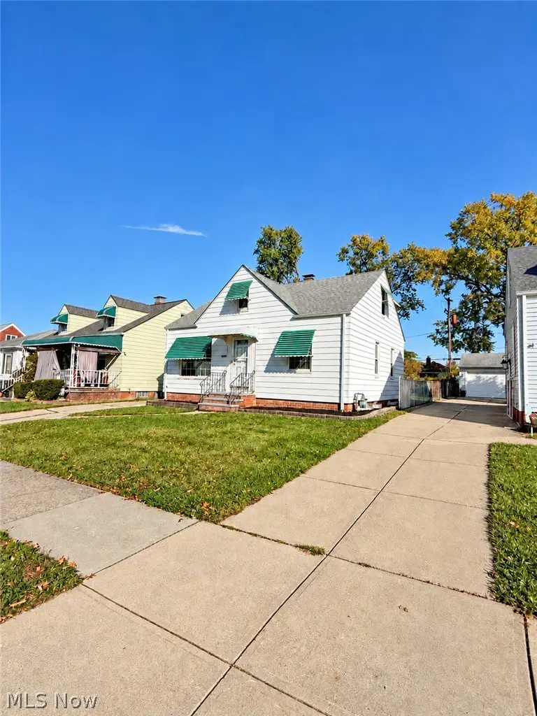 5287 W 49th Street, Parma, OH 44134 - #2