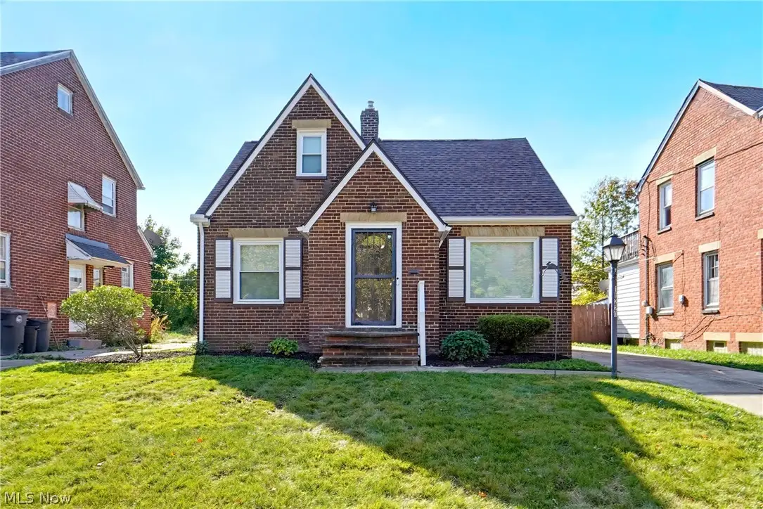 16220 Throckley Avenue, Cleveland, OH 44128 - #1