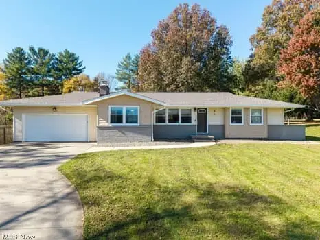 1568 S Plainview Drive, Copley, OH 44321
