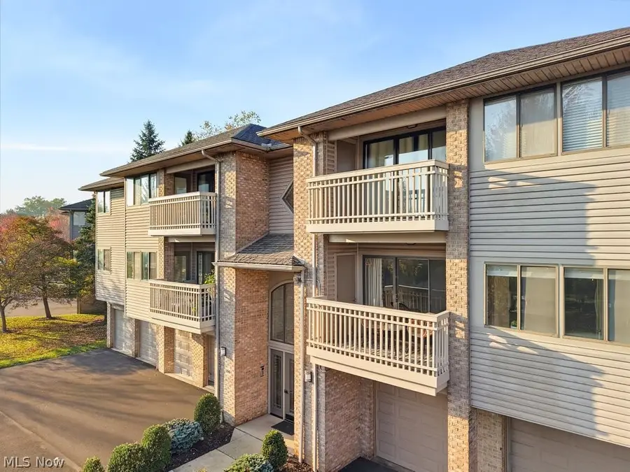 3800 Rosemont Boulevard #106C, Fairlawn, OH 44333 - #2