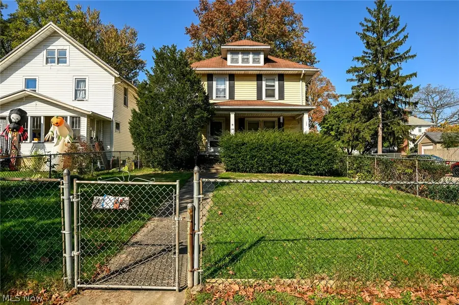 1560 2nd Street, Cuyahoga Falls, OH 44221 - #2