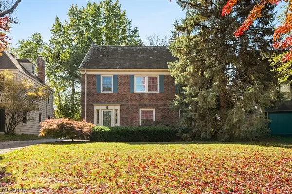 16824 Holbrook Road, Shaker Heights, OH 44120