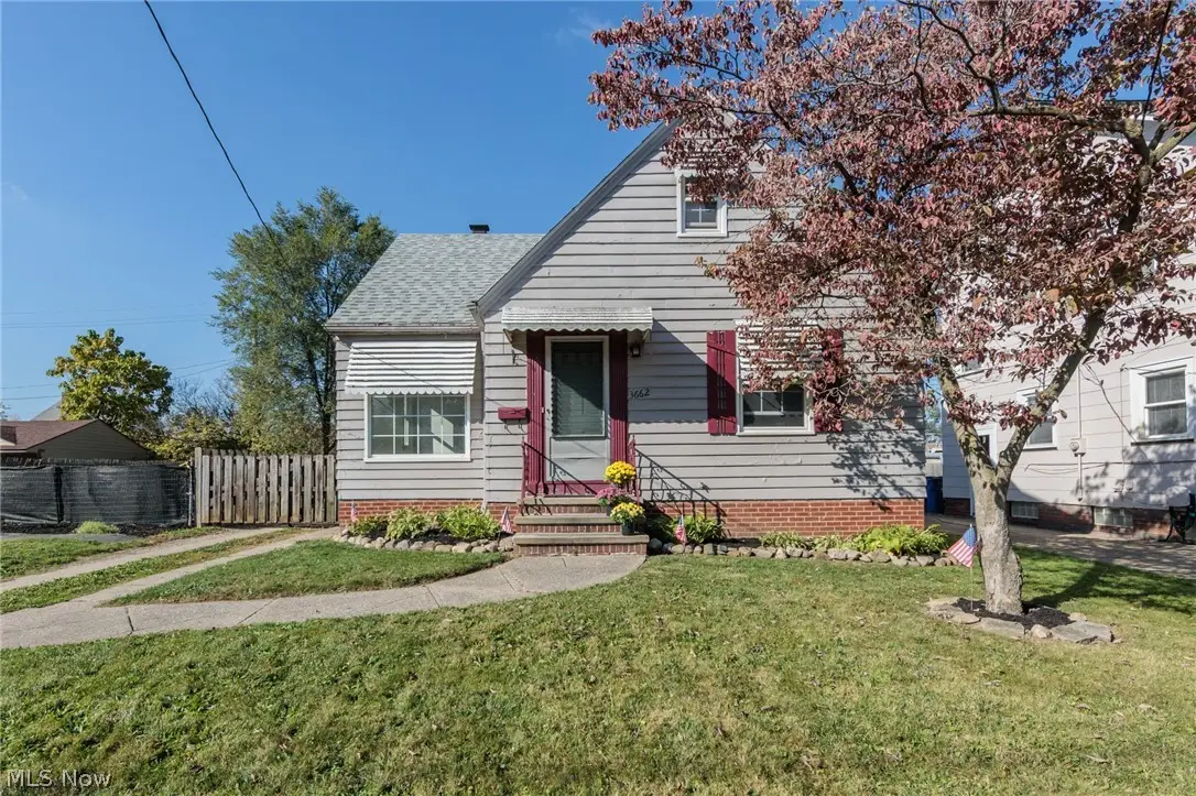 3662 W 116th Street, Cleveland, OH 44111 - #1