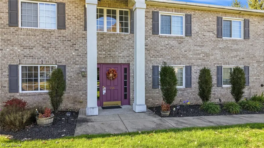 544 Caroline Avenue, Hubbard, OH 44425 - #2