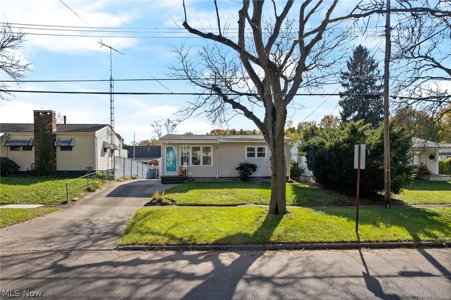 1160 Carnegie Avenue, Akron, OH 44314 - #2