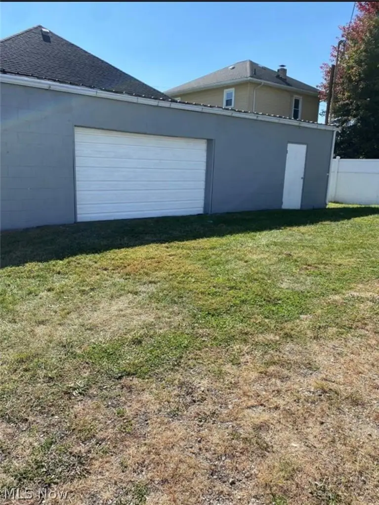 1123 Pine Street, Zanesville, OH 43701 - #3