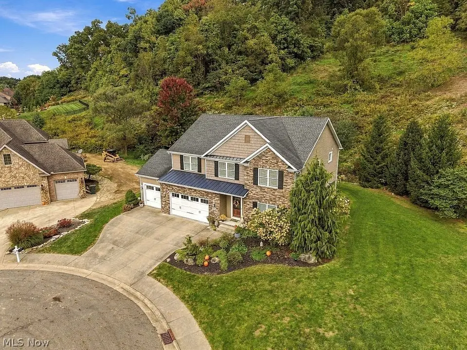 2904 Vicksburg Nw Avenue, Canton, OH 44708 - #1