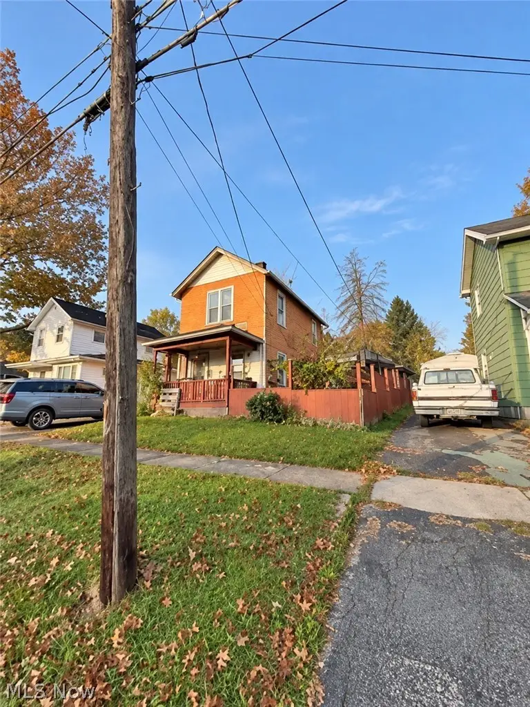 124 N Pleasant Avenue, Niles, OH 44446 - #3