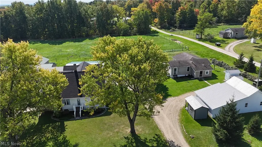 5307 Kinsman Rd, Middlefield, OH 44062 - #3