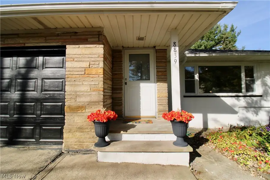 8839 Billings Road, Kirtland, OH 44094 - #2