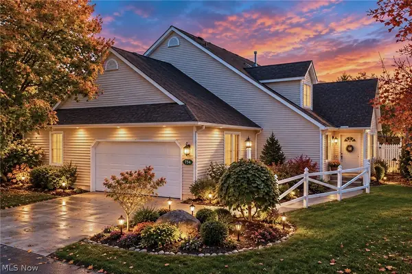 734 Hunters Trail, Akron, OH 44313